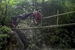 Impact: Le Trek Difficile a des soins de sante