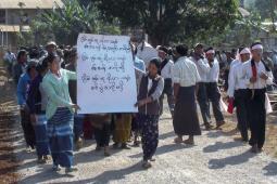 Karenni State: Villagers carry their petition for the closure of an army training centre built on stolen land.